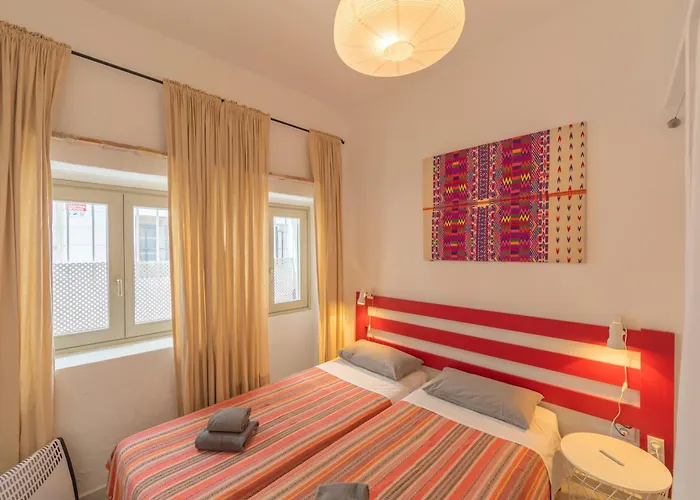 Surfernest - En Centro Historico Con Wifi *