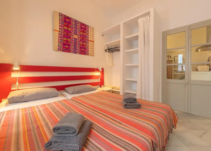 Surfernest - En Centro Historico Con Wifi